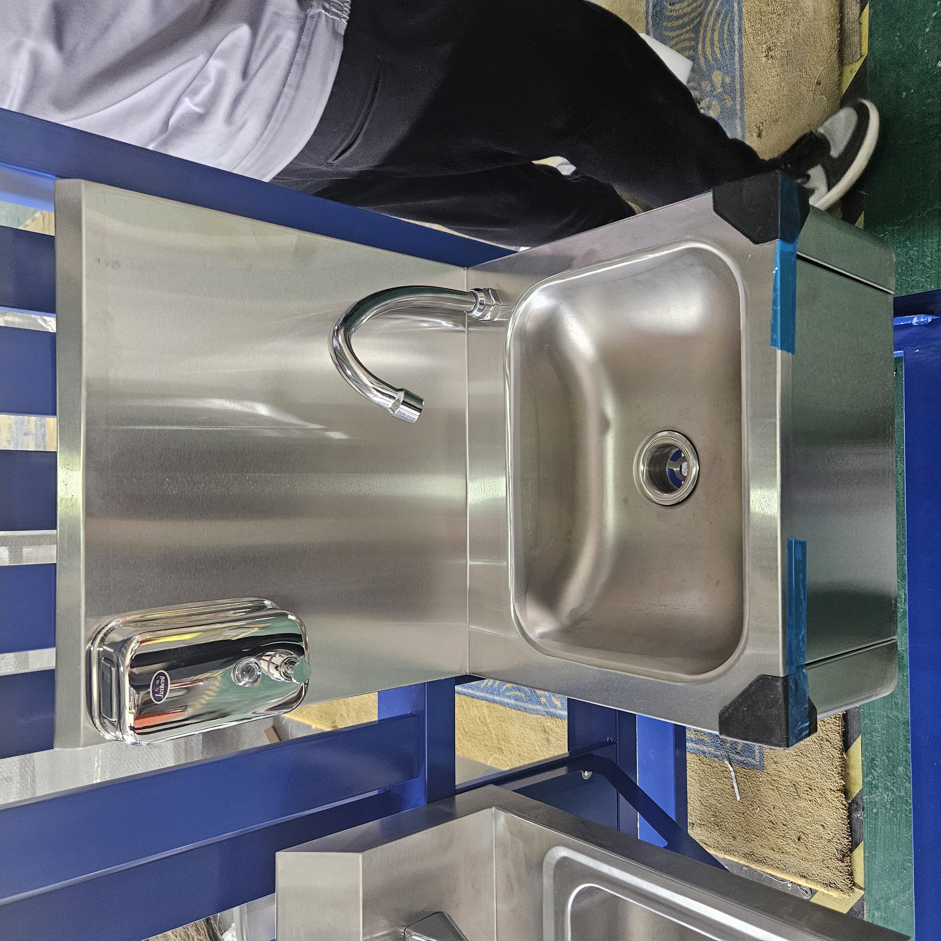 Commercial Kitchen Stainless S - مراجعة Commercial Quality Kitchen Faucet وسعره